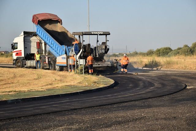 Así avanza el plan de asfaltado en el Polígono de Torrehierro