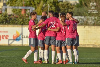 El CF Talavera empata 2-2 en el amistoso frente al Moralo CP