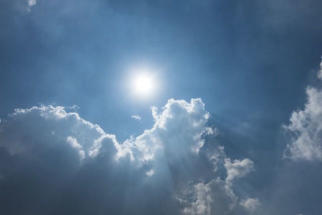 Sol y nubes - Foto: Pixabay