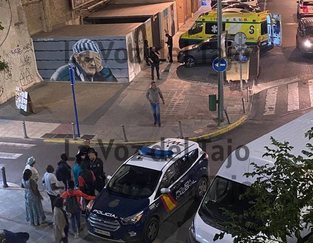 Trasladado al Hospital de Talavera tras una pelea en pleno centro