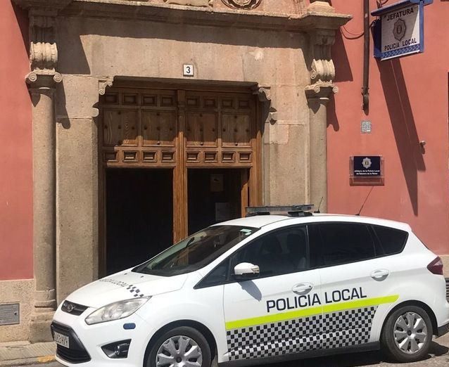 Un varón en Talavera amenaza a unos menores con un cuchillo