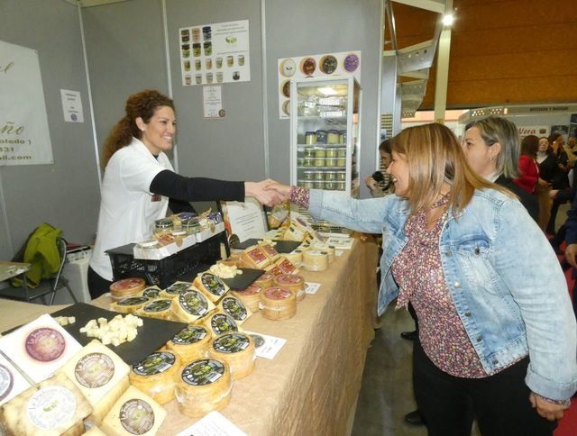 La Feria de Alimentación de Talavera supera las expectativas: más de 10.000 visitantes