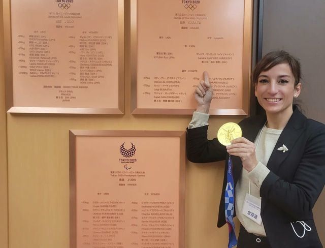 El nombre de Sandra Sánchez, grabado en el templo más sagrado del karate