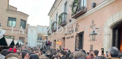 La sorprendente imagen de las cañas de Nochebuena de Talavera