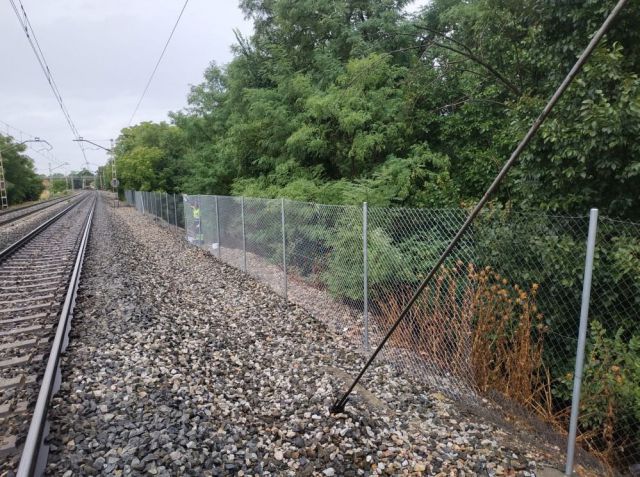 Adif instalará más de 22 km de vallado entre las estaciones de Talavera y Calera y Chozas