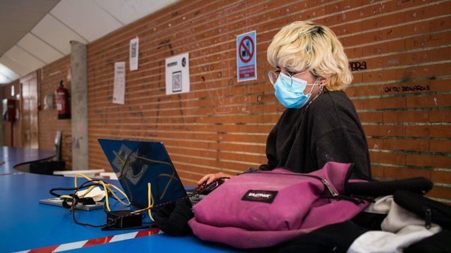 ¿Volverán las mascarillas a los supermercados, bares, gimnasios...?