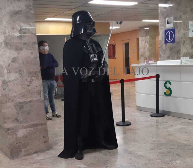 'Star Wars' visita el Hospital de Talavera de la Reina