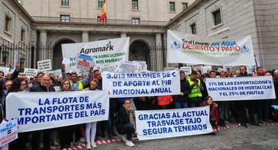 Los regantes del Trasvase se manifestarán el martes en La Moncloa
 