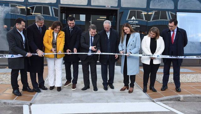 Inaugurada la nueva factoría de Ampuero Grupo Industrial 10