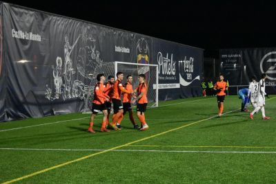 El CD Cazalegas-Ebora Formación cumple con goleada y estira el liderato