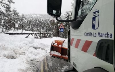 El hielo y la nieve cortan 30 rutas escolares en Castilla-La Mancha