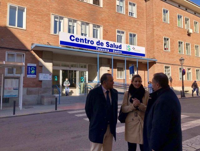 Gregorio (PP) exige a Page más personal y servicios para el hospital