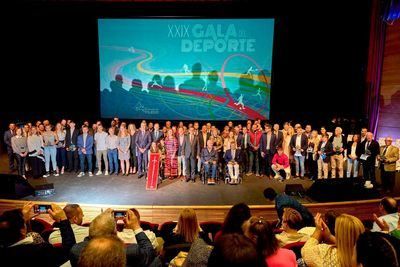 La Diputación premia a los deportistas y clubes "referentes"... y hay presencia talaverana