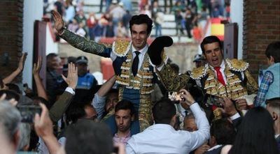 Tomás Rufo triunfa en Arenas de San Pedro