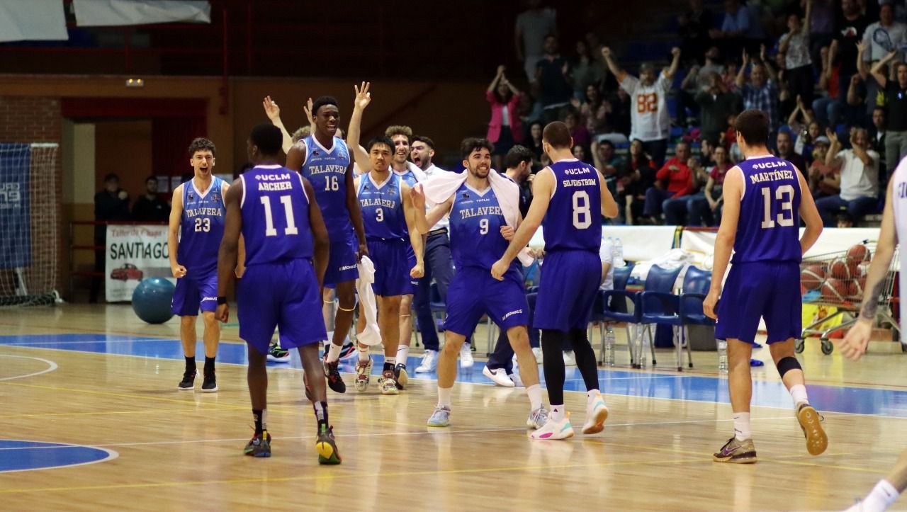 El Baloncesto Talavera se gana una vida extra para pelear por la  permanencia | La Voz del Tajo