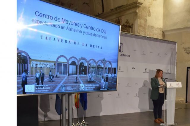 Imagen de archivo - Presentación del nuevo Centro de Mayores y Centro de Día especializado de Talavera