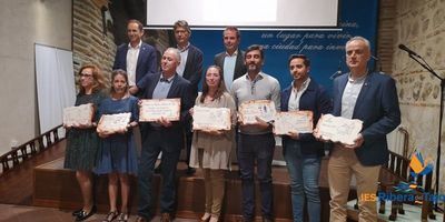 El IES Ribera del Tajo rinde homenaje al sector sanitario por su labor durante la pandemia