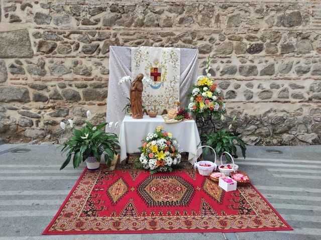 Todas las fotos de los altares del Corpus Christi en Talavera