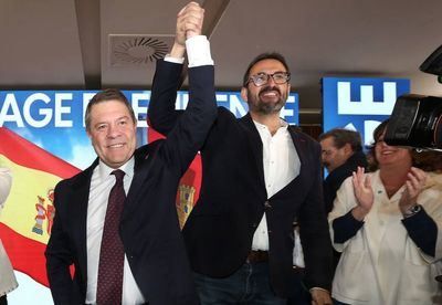 Emiliano García-Page se queda en Castilla-La Mancha