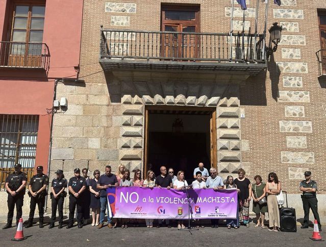 Minuto de silencio en Talavera / Foto: Ayuntamiento