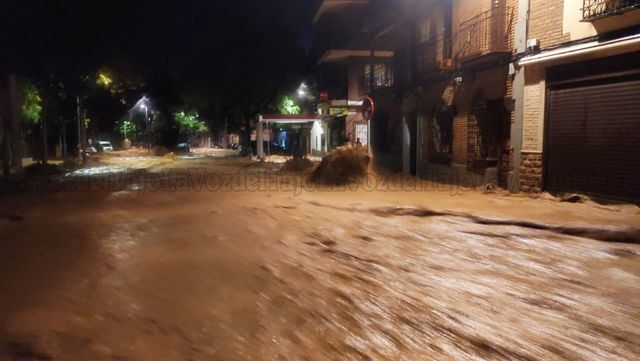 La DANA inunda Toledo: el barrio de Azucaica es un río