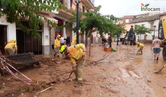 Escalona hace frente 'al mayor reto en décadas': Más de 50 personas rescatadas