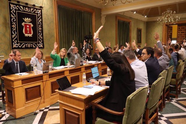 Pleno en el Ayuntamiento de Cuenca