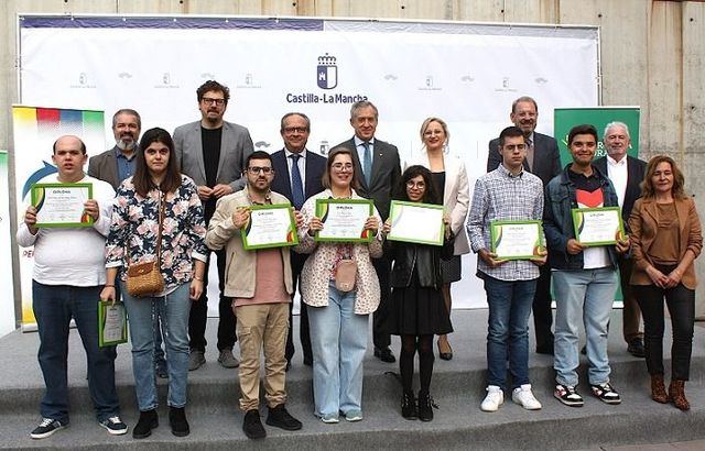 Fundación Eurocaja Rural, JCCM y Fundación CIEES entregan los diplomas a los alumnos con discapacidad intelectual