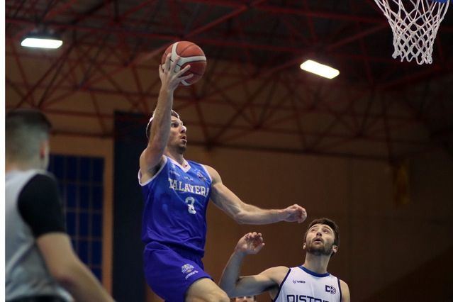 El Baloncesto Talavera tira de oficio para seguir invicto en casa