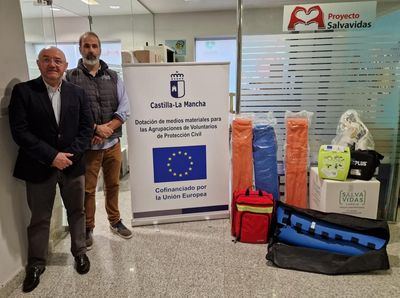 Castilla-La Mancha distribuye material de emergencias a 24 agrupaciones de Protección Civil