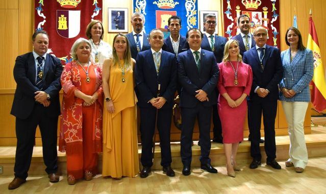 El equipo de Gobierno el día de la investidura / Foto: Ayuntamiento de Talavera 