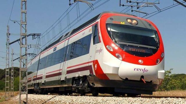 CLM ha pedido a Adif explicaciones por los retrasos en los Cercanías y a Renfe