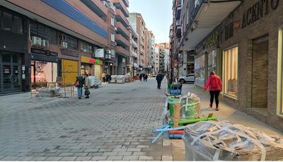 El Ayuntamiento de Talavera todavía no sabe qué hacer con la calle Alfares: peatonal o no