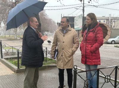 El alcalde visita el barrio de ‘El Paredón’ para escuchar y trabajar en las demandas de sus vecinos