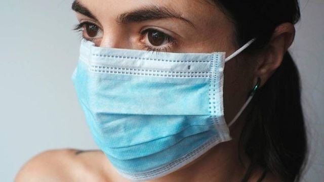 Ya son obligatorias las mascarillas en los centros sanitarios de CLM