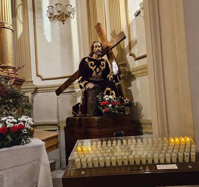 Dos ángeles, candelabros, un crucifijo... robados de la Catedral de Albacete