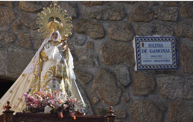 Gamonal se viste de fiesta para celebrar la Virgen de las Candelas