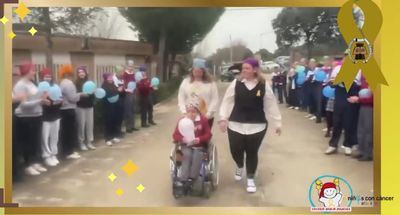 Vídeo: El bonito gesto del colegio 'Adalid Meneses' contra el cáncer infantil