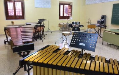 Denuncian "malos olores y humedades" en el Conservatorio de Música