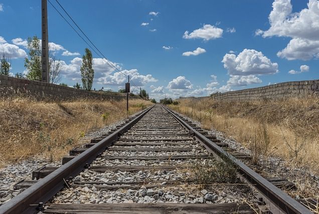 Vía de tren / Foto: pixabay