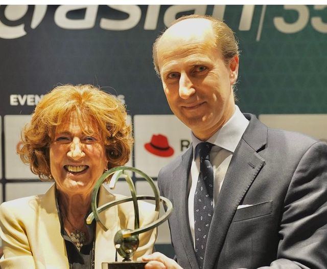 Carmen Iglesias y Jaime Olmedo recogen el Premio ASLAN