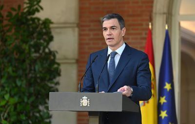 Pedro Sánchez felicita el día de Castilla-La Mancha