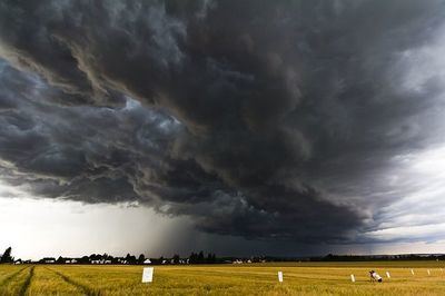 Cambio drástico: Tormentas que dejarán lluvias fuertes, granizo y reventones