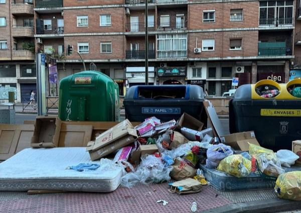 Acumulación de basura, plagas de ratas…: La OCU exige al Ayuntamiento mejorar la limpieza viaria