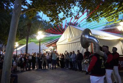 El alumbrado da el pistoletazo a las Fiestas de la Sementera