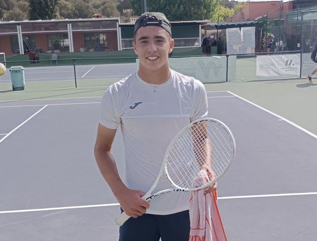 El toledano Maxi Carrascosa, campeón del ITF J60 de Estepona