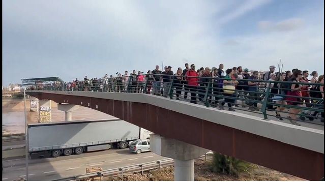 Oleada de solidaridad en Valencia: unidos frente a la tragedia