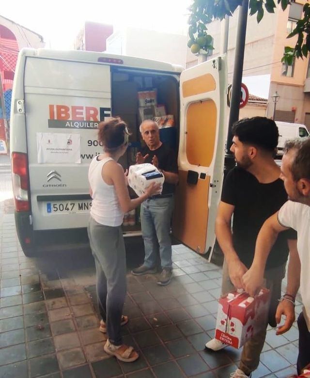 El talaverano Luis Tello lleva ayuda humanitaria a Valencia tras la DANA