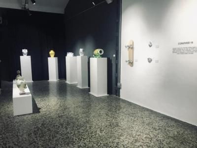 ARTE | Cerámica talaverana en la exposición ‘HOST’ del artista madrileño Carlos Yuste