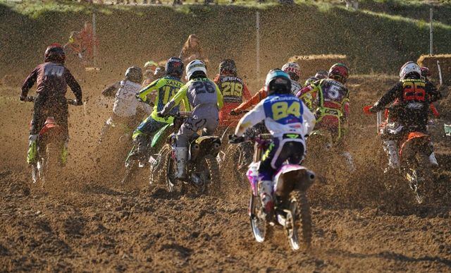 Éxito del Campeonato de España de Motocross en el Circuito del Cerro Negro